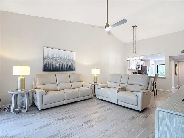 1808  Kings Lake  BLVD, Naples, FL 34112