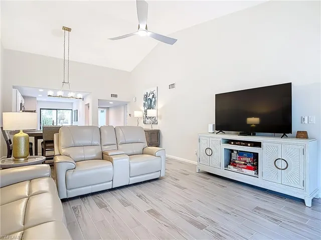 1808  Kings Lake  BLVD, Naples, FL 34112