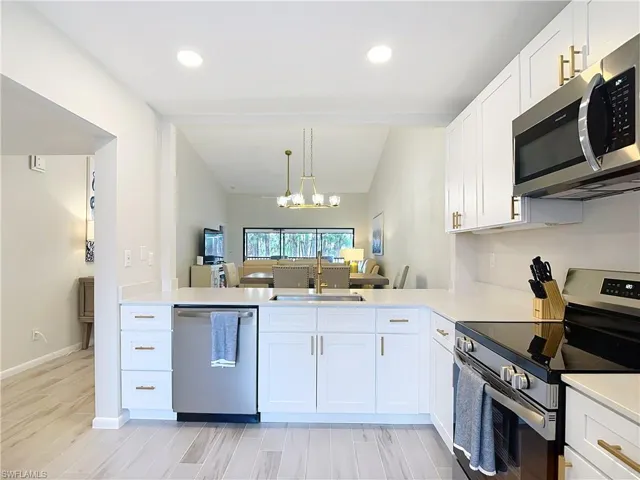 1808  Kings Lake  BLVD, Naples, FL 34112