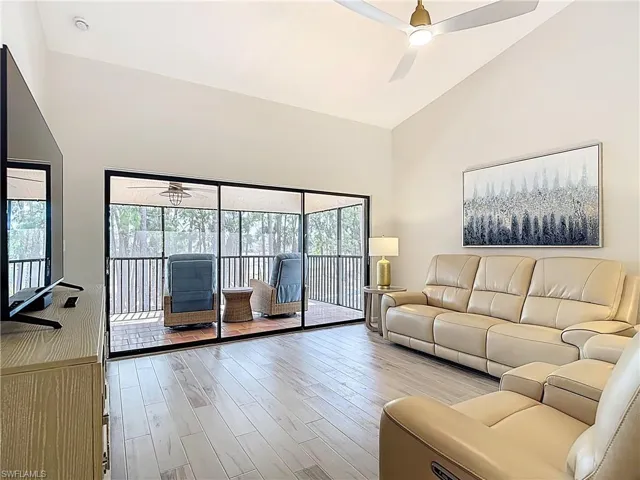 1808  Kings Lake  BLVD, Naples, FL 34112