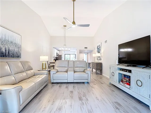 1808  Kings Lake  BLVD, Naples, FL 34112