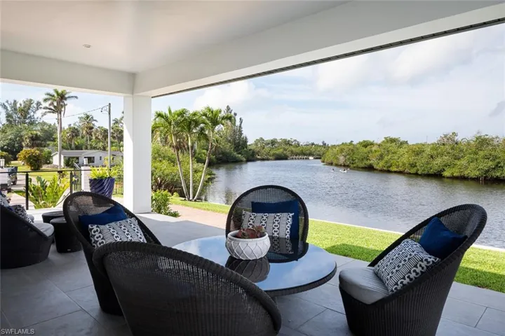 Covered lanai off of downstairs family room