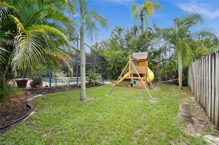 770  Wilson  AVE, Fort Myers, FL 33919