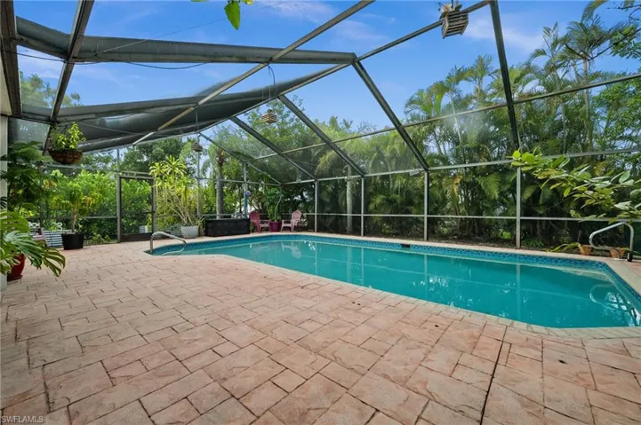770  Wilson  AVE, Fort Myers, FL 33919