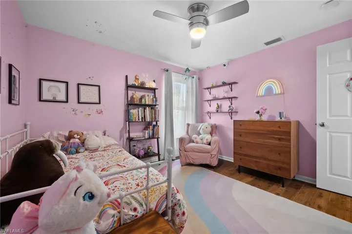 770  Wilson  AVE, Fort Myers, FL 33919
