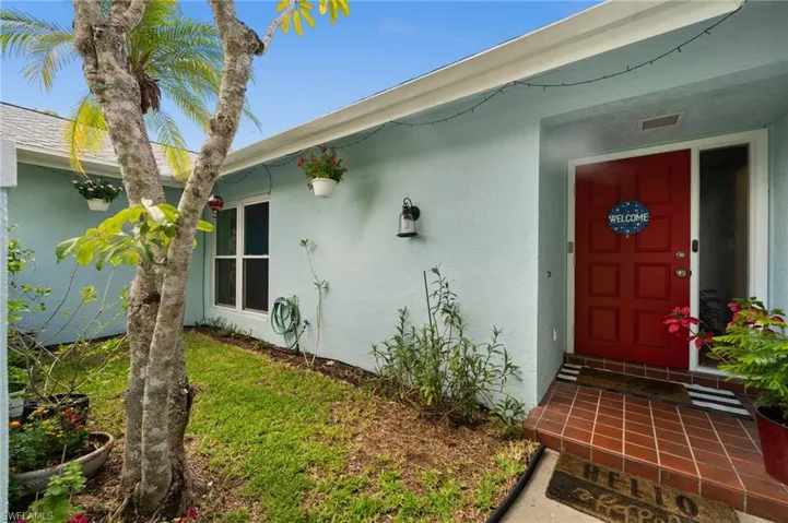 770  Wilson  AVE, Fort Myers, FL 33919