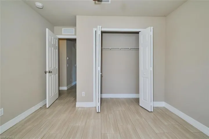 235 Sw 12th St, Cape Coral, Florida 33991