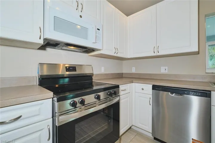 235 Sw 12th St, Cape Coral, Florida 33991