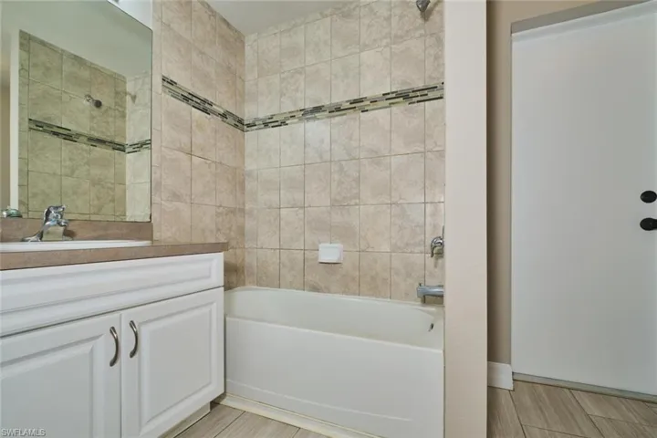 235 Sw 12th St, Cape Coral, Florida 33991