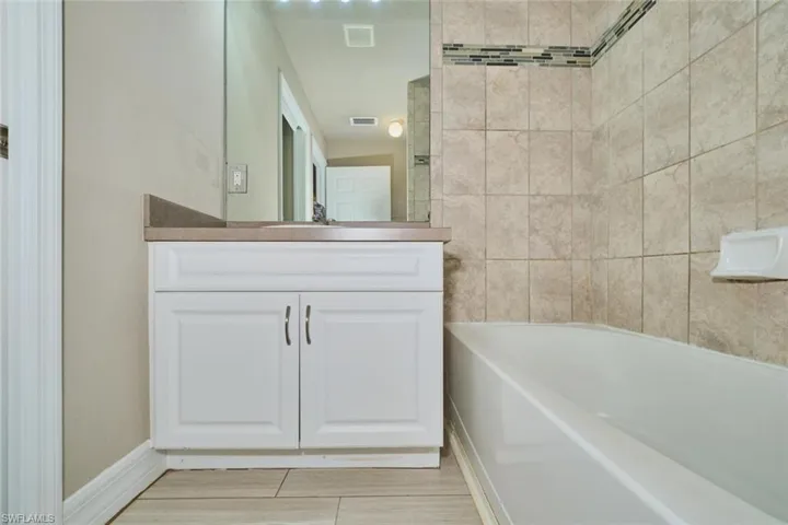 235 Sw 12th St, Cape Coral, Florida 33991