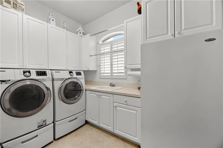 Extra refrigerator
