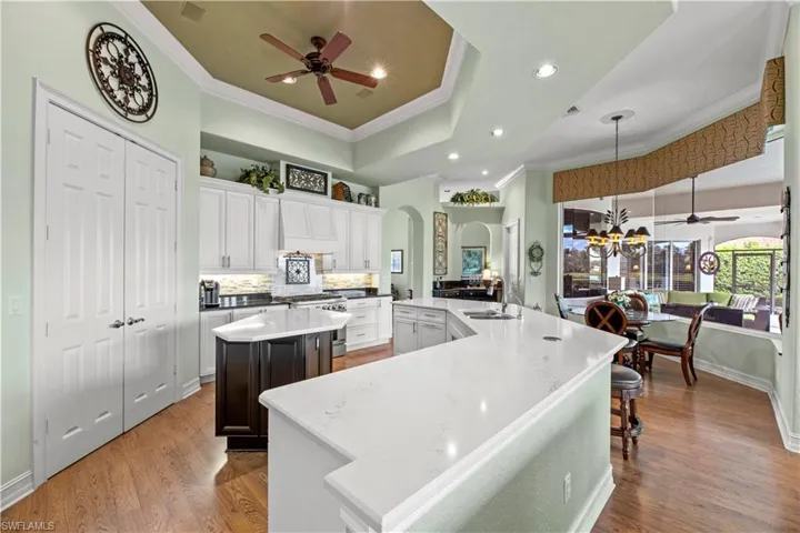 Kitchen and Breakfast Area