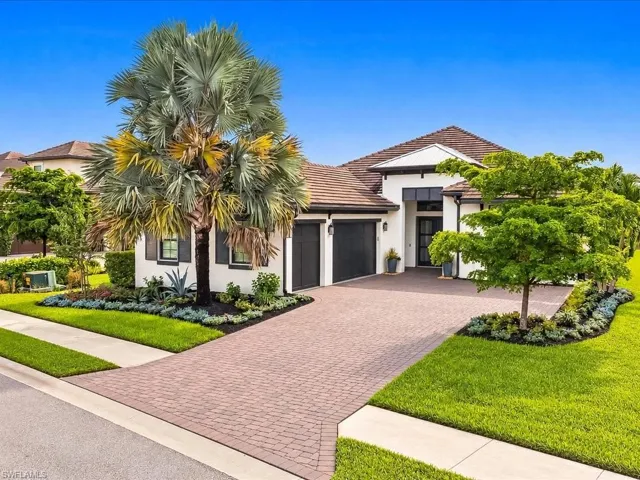 15584 Montello Ln, Naples, Florida 34114