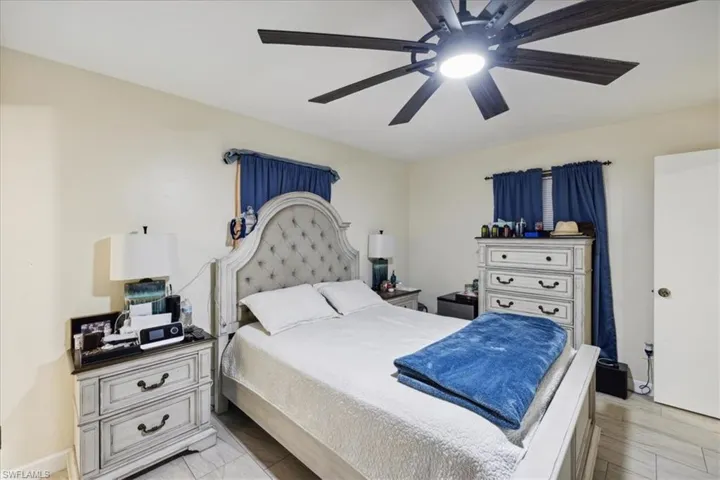Bedroom with ceiling fan