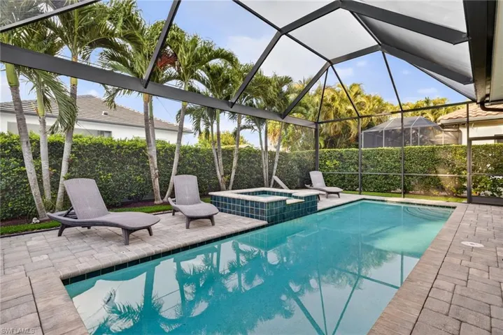 519  97th N AVE, Naples, FL 34108