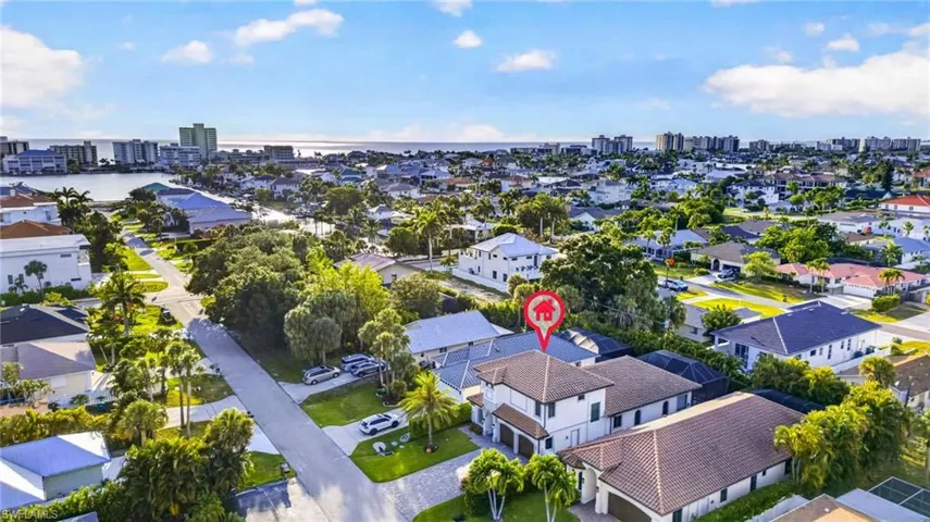 519  97th N AVE, Naples, FL 34108