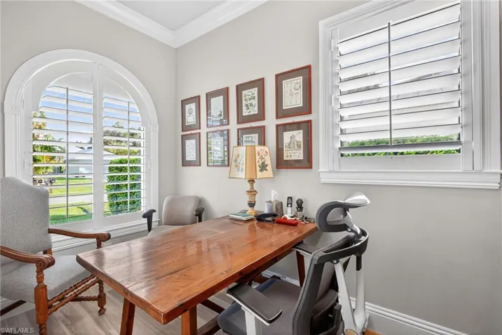 519  97th N AVE, Naples, FL 34108
