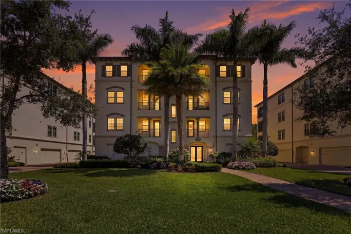 16378  Viansa  WAY, Naples, FL 34110