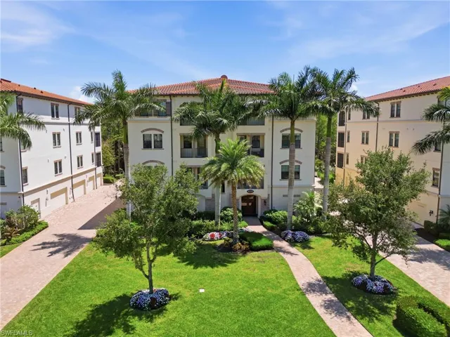 16378  Viansa  WAY, Naples, FL 34110