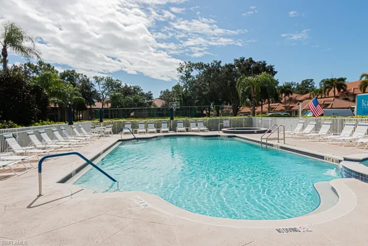 8003 Panther Trl 704, Naples, Florida 34113