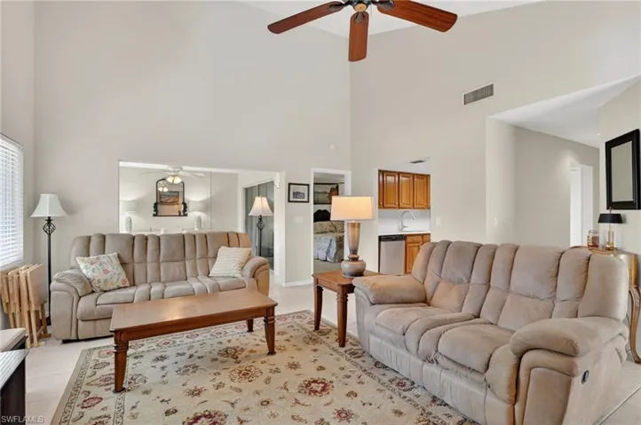 3044 Kings Lake Blvd 7568, Naples, Florida 34112