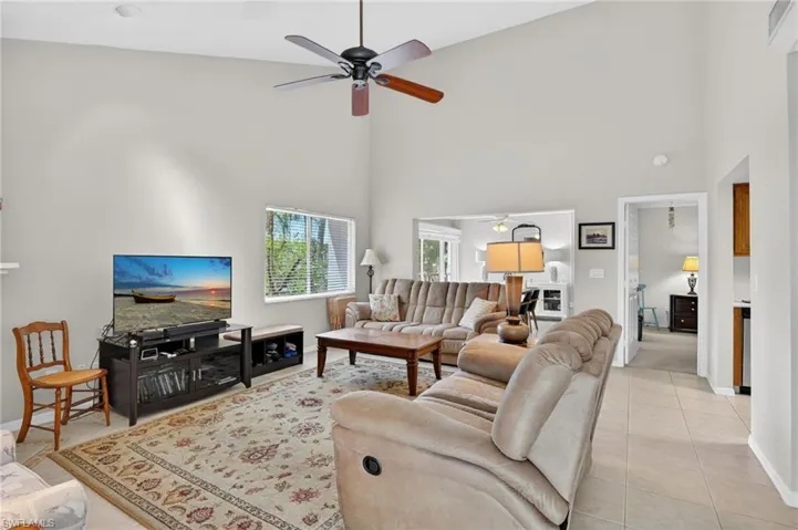 3044 Kings Lake Blvd 7568, Naples, Florida 34112