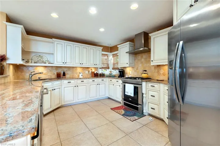 59 Grey Wing Pt, Naples, Florida 34113