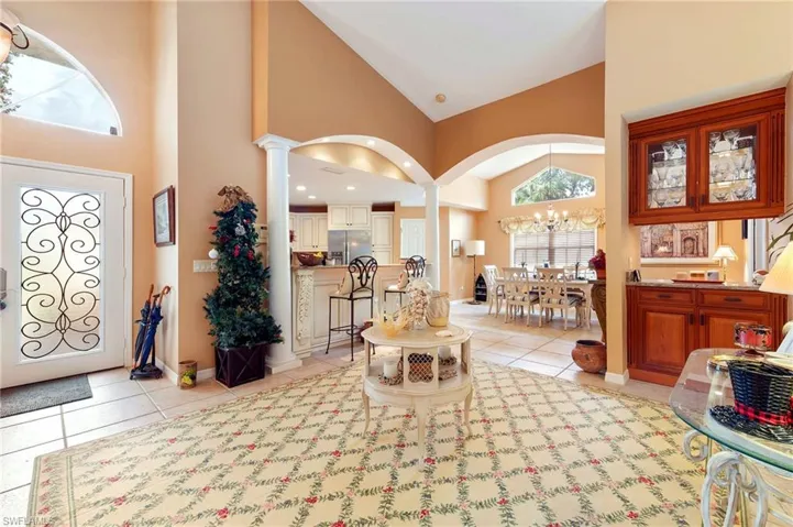 59 Grey Wing Pt, Naples, Florida 34113