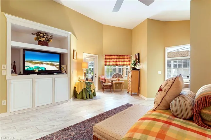 59 Grey Wing Pt, Naples, Florida 34113