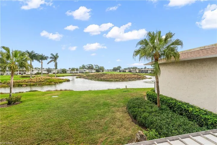221  Palm  DR, Naples, FL 34112