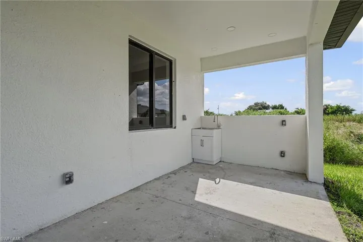 4002 20th St Sw, Lehigh Acres, Florida 33976