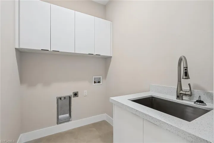 4002 20th St Sw, Lehigh Acres, Florida 33976