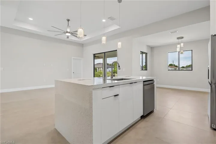 4002 20th St Sw, Lehigh Acres, Florida 33976