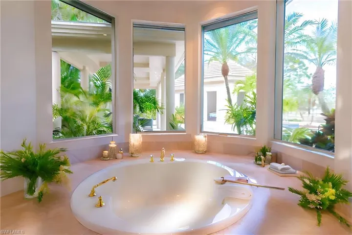6599 Glen Arbor Way, Naples, Florida 34119