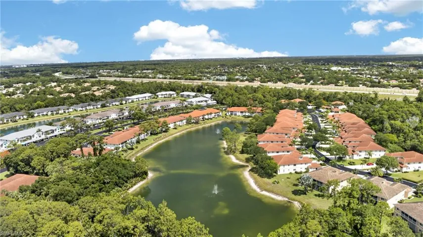 705 Luisa Ln 822, Naples, Florida 34104