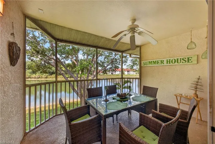 705 Luisa Ln 822, Naples, Florida 34104