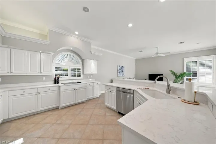 Spacious Kitchen