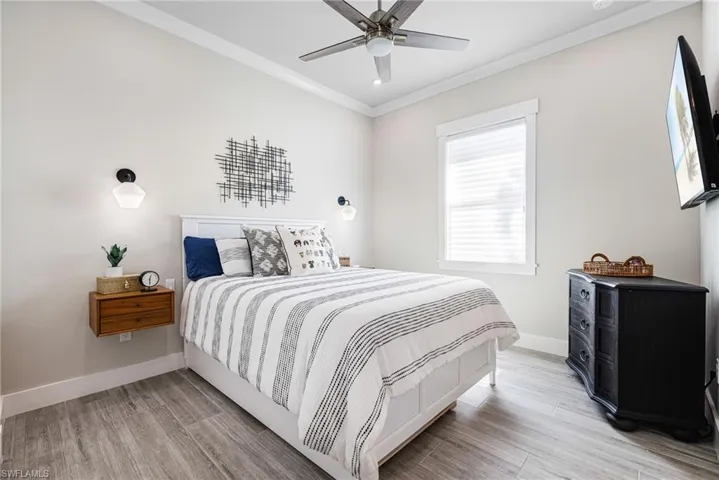 Guest bedroom 2