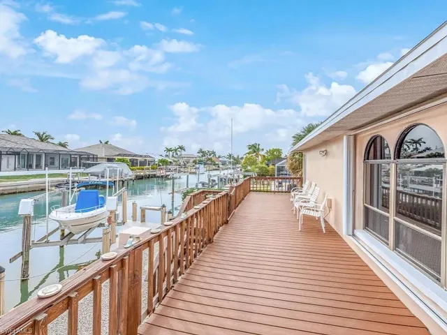 851 Perrine Ct, Marco Island, Florida 34145