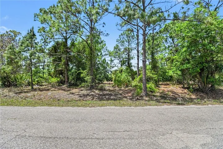 403 Wellington Ave. Lehigh Acres FL