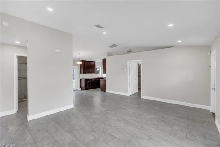 909 Sally Ave N, Lehigh Acres, Florida 33971