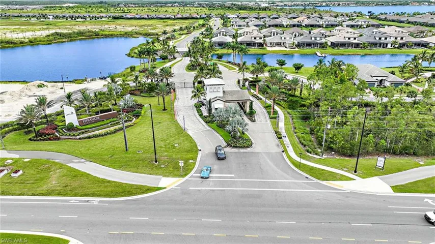 Esplanade Lake Club