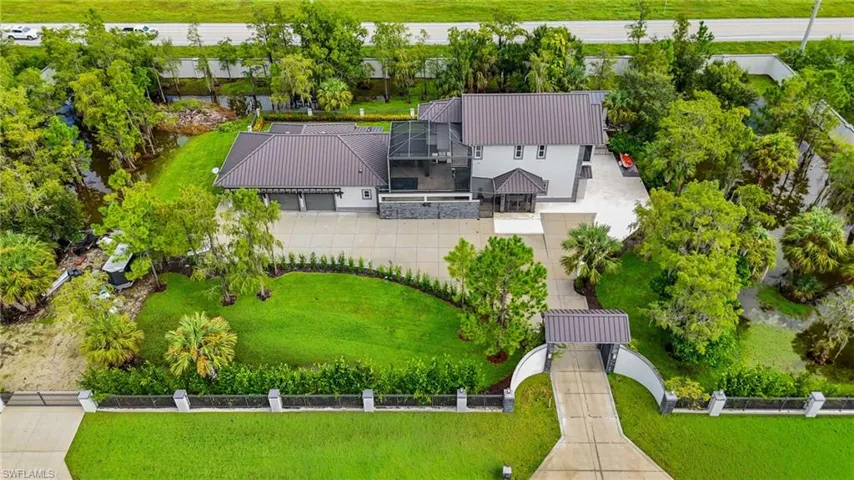 3585 33rd Ave Ne, Naples, Florida 34120