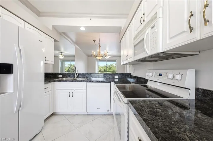 7625 Arbor Lakes Ct 324, Naples, Florida 34112