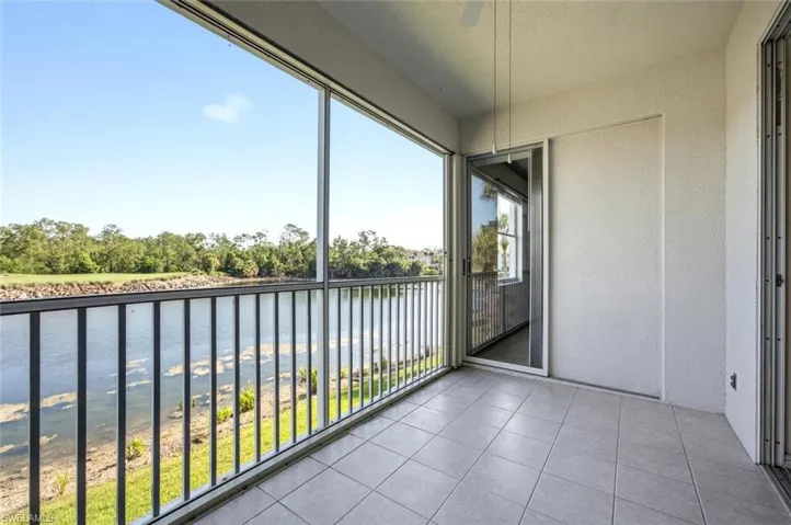 7625 Arbor Lakes Ct 324, Naples, Florida 34112
