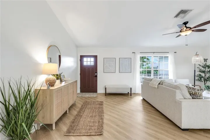 3322 Oasis Blvd, Cape Coral, Florida 33914