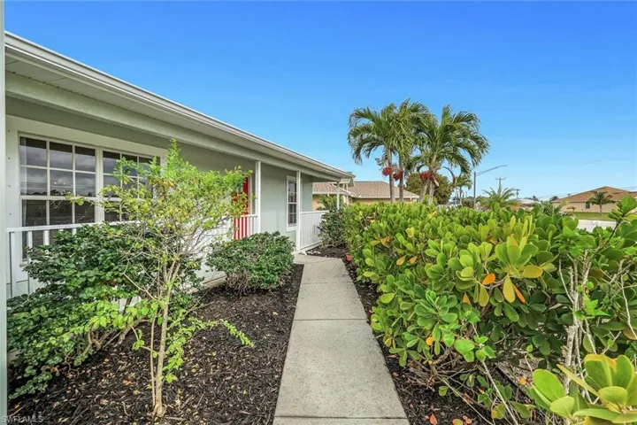 3322 Oasis Blvd, Cape Coral, Florida 33914