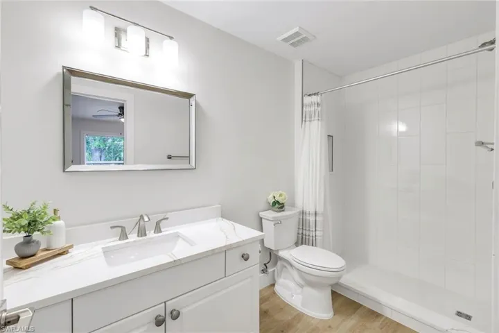3322 Oasis Blvd, Cape Coral, Florida 33914