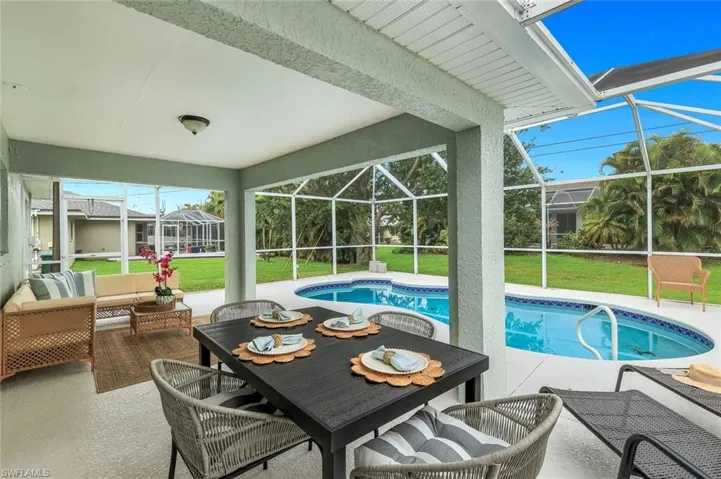 3322 Oasis Blvd, Cape Coral, Florida 33914