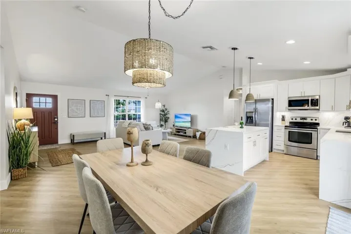 3322 Oasis Blvd, Cape Coral, Florida 33914